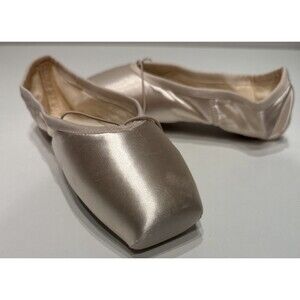 Russian Pointe Rubin Ballet Shoes Size 41 W4 V2 FS Pink New No Box